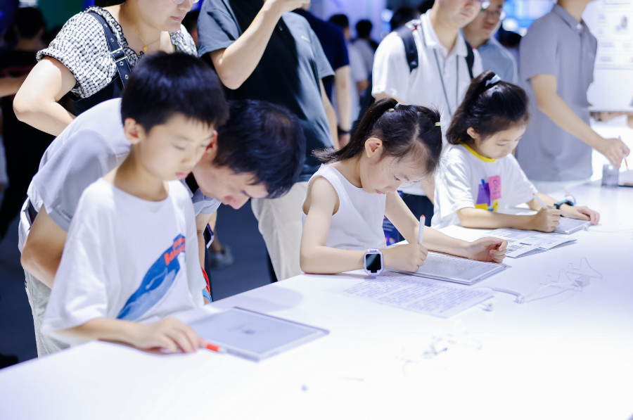 年销量80万台，墨水屏护眼成学习平板新趋势